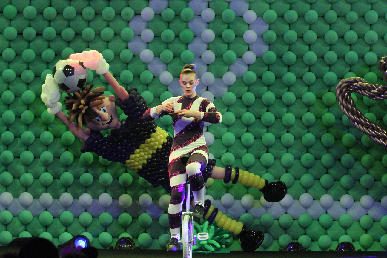 UNICYCLE STUNT SHOW Artists & More Number One Entertainment Company